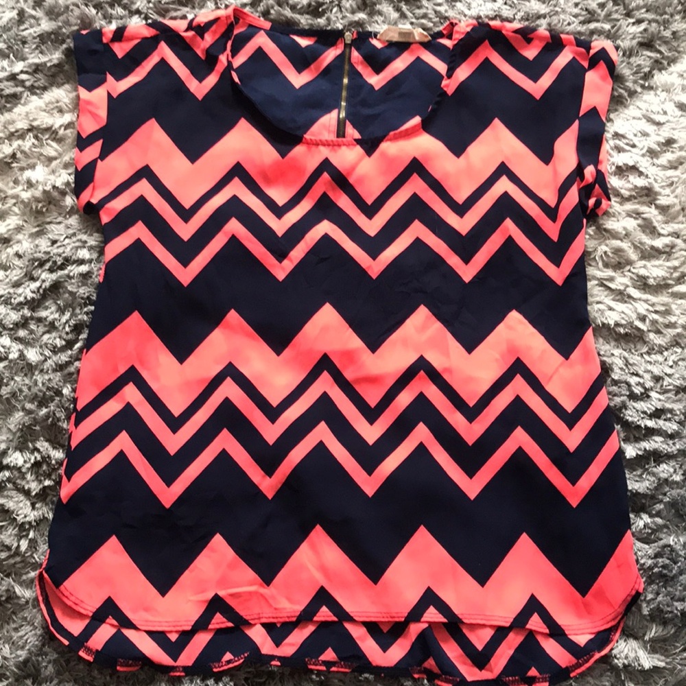 Short sleeve blouse